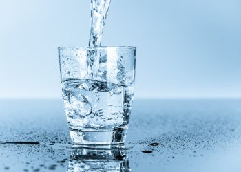 Geld in Wasser investieren Geld in Wasser investieren